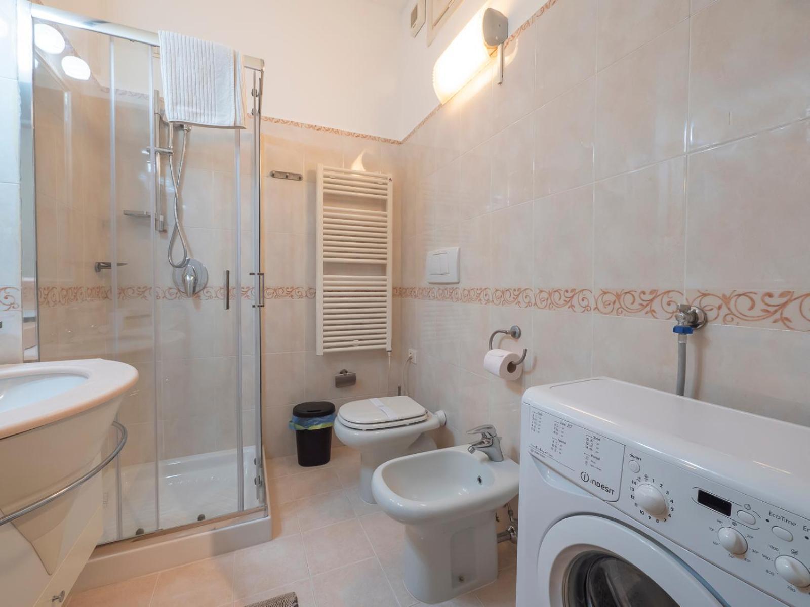 Orange Suite Milan Luaran gambar
